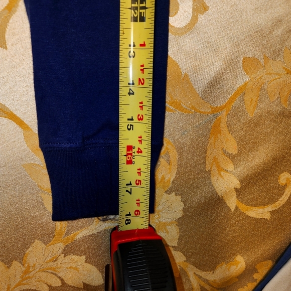 Boys Carters size 8 Long Sleeve NWT - Picture 4 of 5